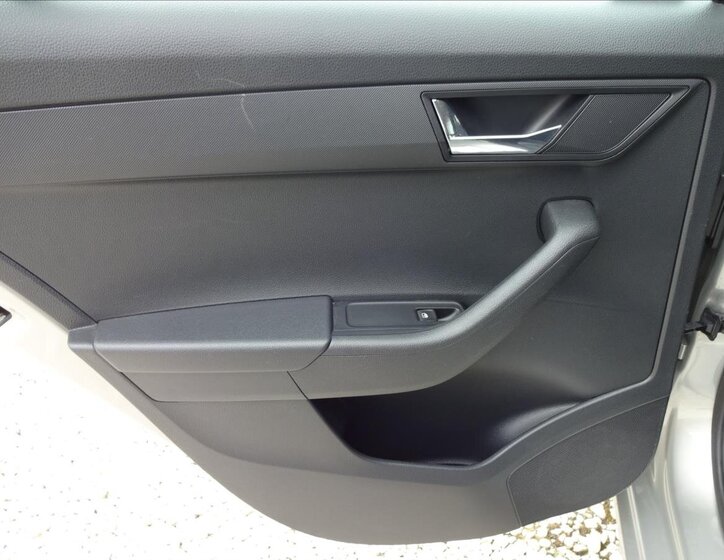 Škoda Fabia Hatchback 999,0 70 kw