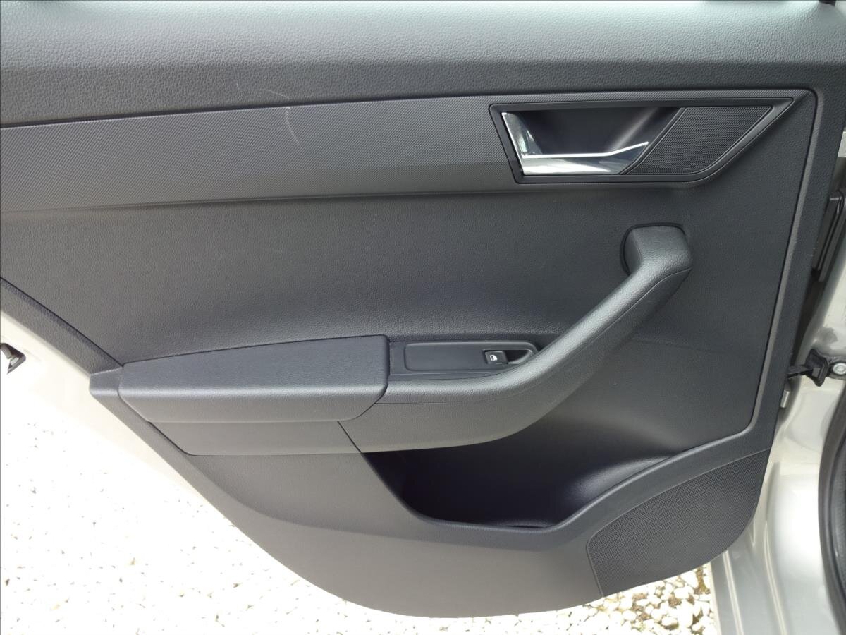 Škoda Fabia Hatchback 999,0 70 kw