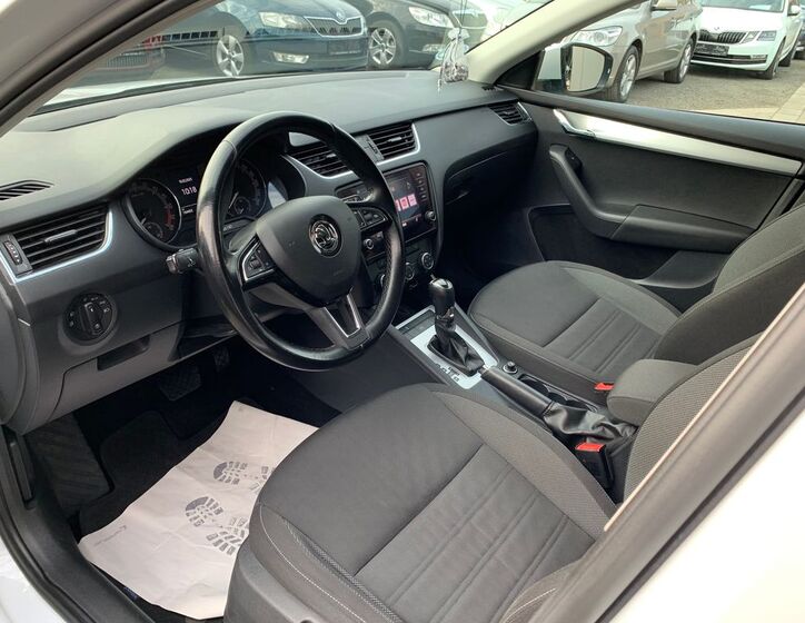 Škoda Octavia 16