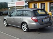 Subaru Legacy Kombi 2,0 l 121 kw