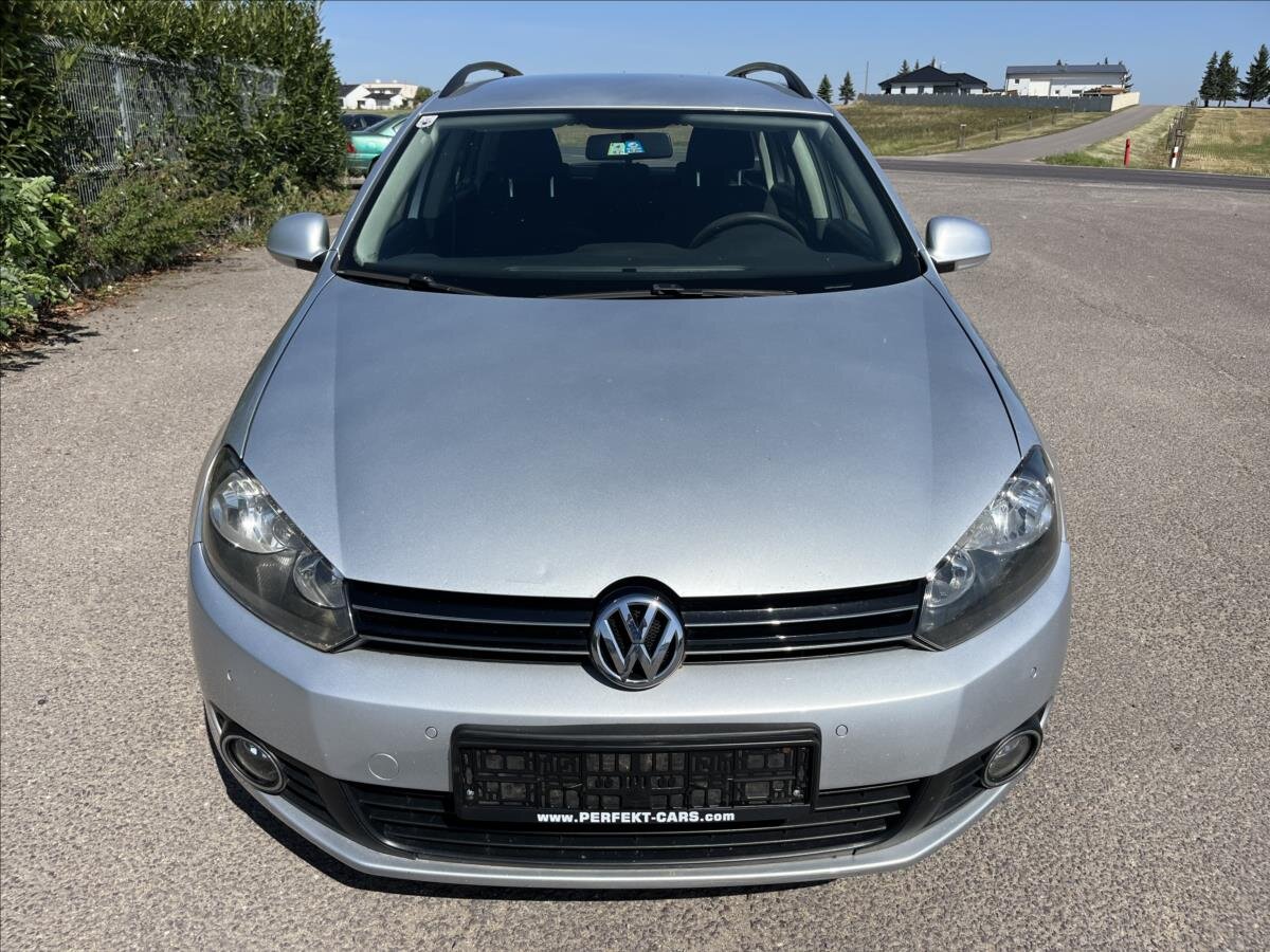 Volkswagen Golf Kombi 1,6 l 77 kw