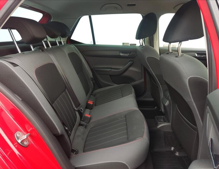 Škoda Fabia Hatchback 999,0 70 kw