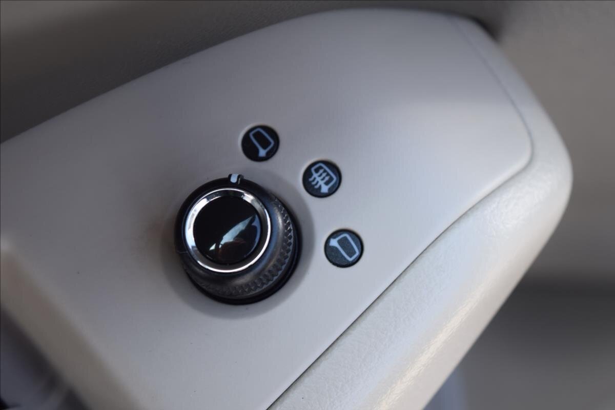 Audi Q5 SUV / Terénní 2,0 l 105 kw