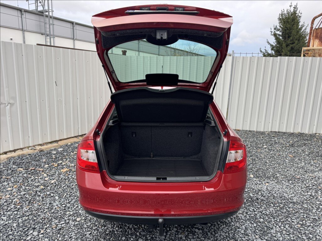 Škoda Rapid Sedan / Limuzína 1,2 l 63 kw