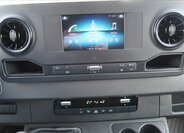 Mercedes-Benz Sprinter 14