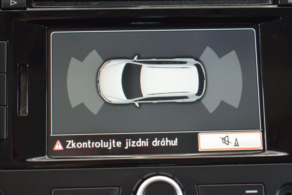 Volkswagen Tiguan SUV / Terénní 1,4 l 90 kw