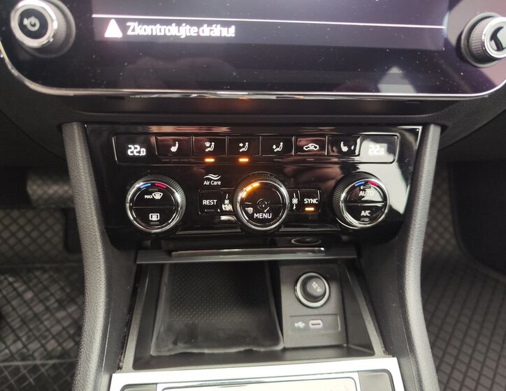 Škoda Superb Sedan 1,5 l 110 kw