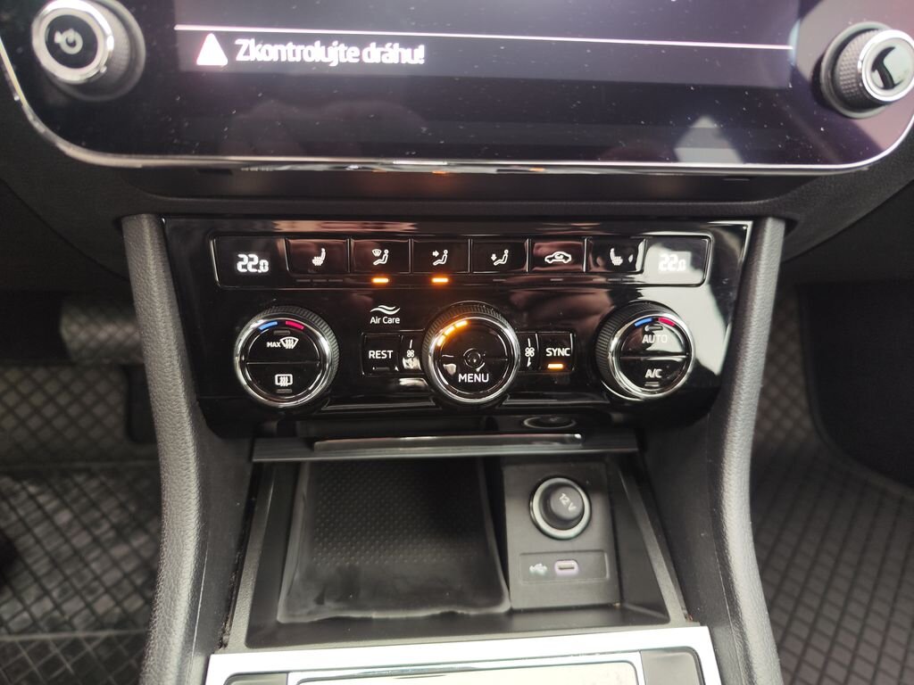 Škoda Superb Sedan 1,5 l 110 kw