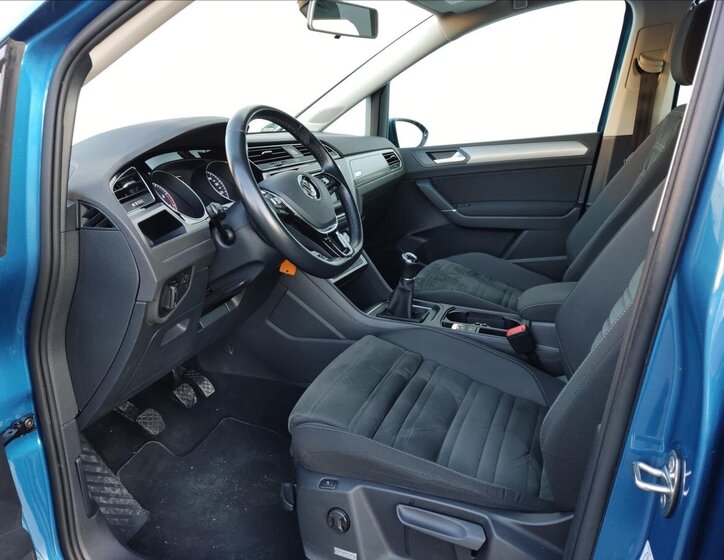 Volkswagen Touran MPV 1,2 l 81 kw