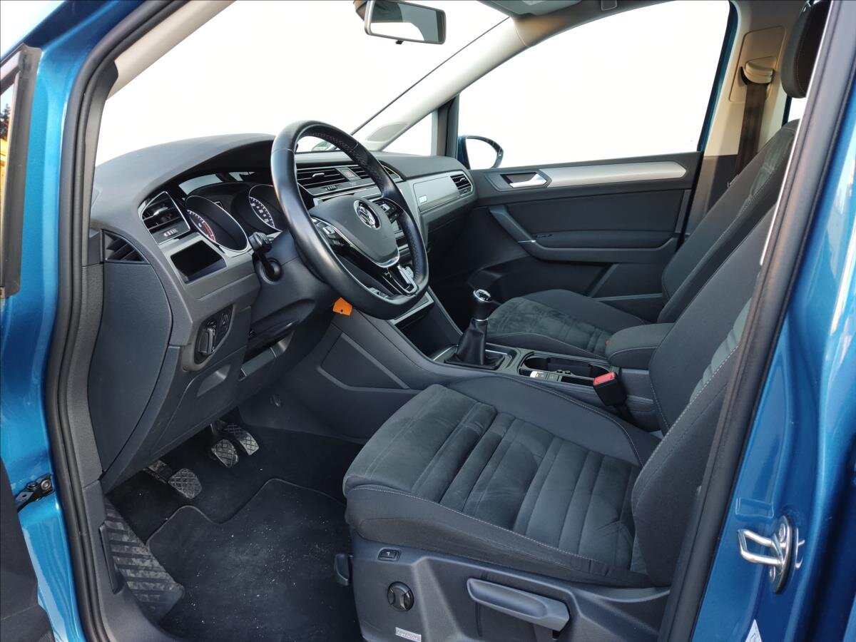 Volkswagen Touran MPV 1,2 l 81 kw