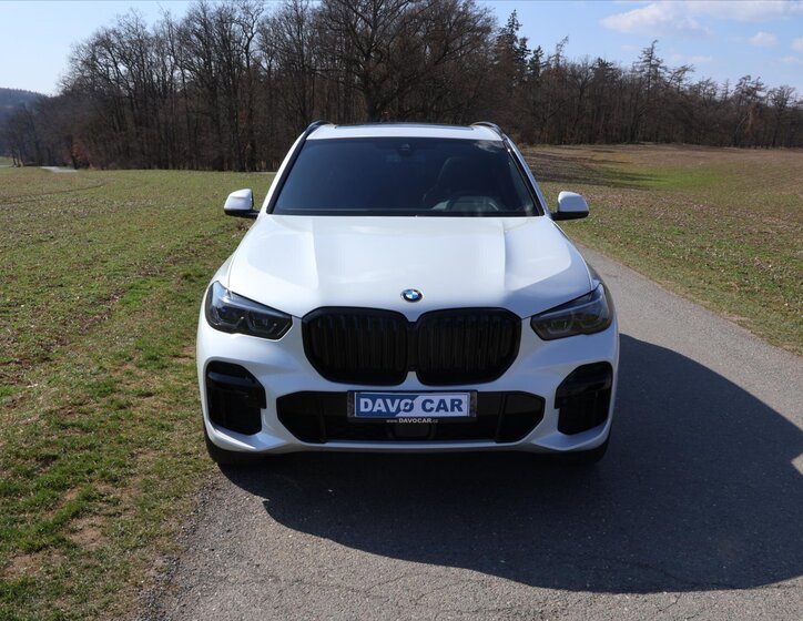 BMW X5 SUV / Terénní 3,0 l 250 kw