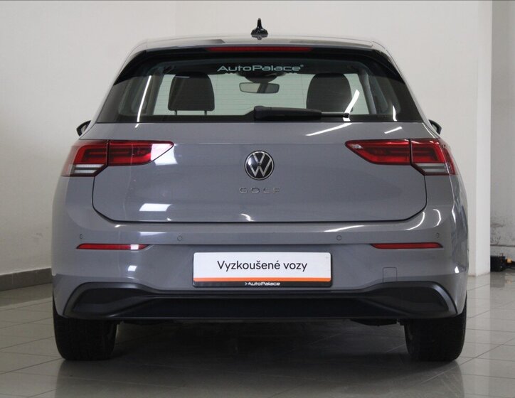 Volkswagen Golf Hatchback 999,0 81 kw