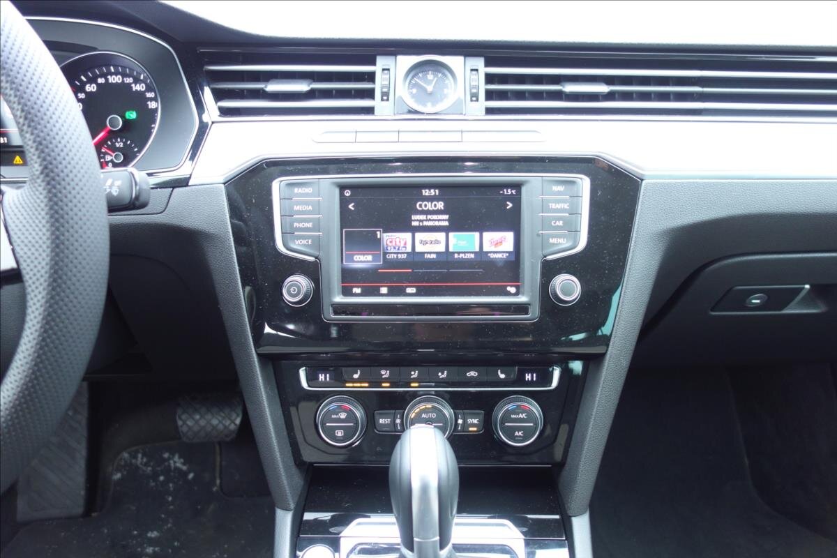 Volkswagen Passat Sedan 2,0 l 140 kw