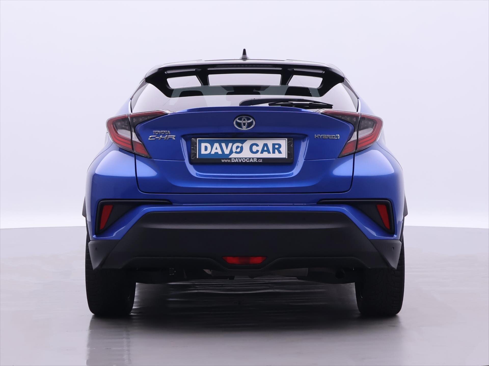Toyota C-HR SUV 1,8 l 72 kw