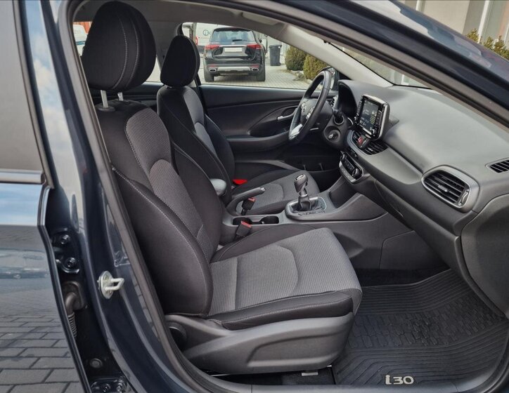 Hyundai i30 Kombi 1,6 l 85 kw