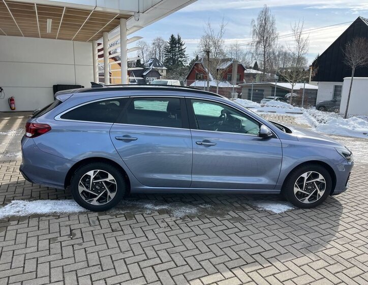 Hyundai i30 Kombi 998,0 73 kw