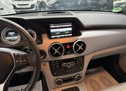 Mercedes-Benz GLK 12