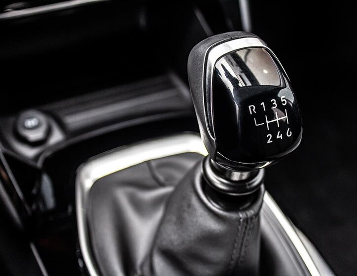 Peugeot 208 Hatchback 1,2 l 74 kw