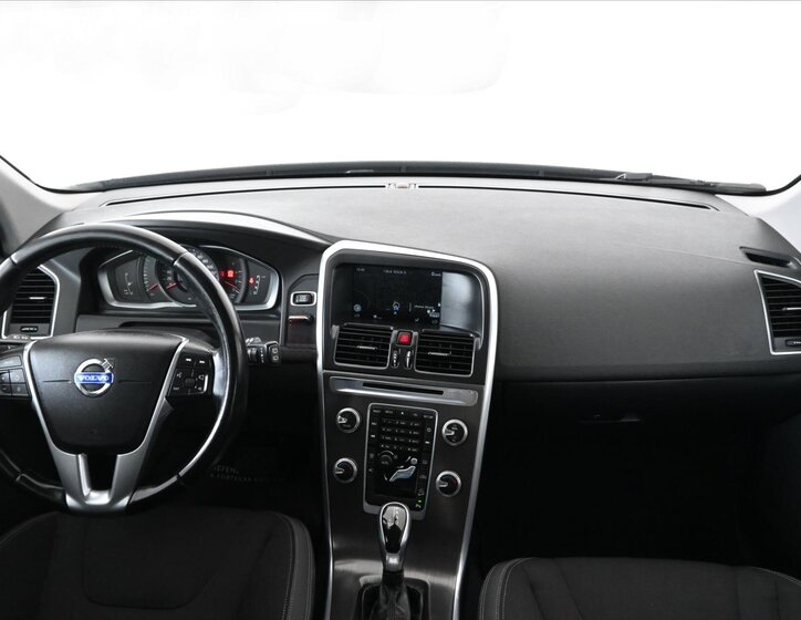 Volvo XC60 SUV / Terénní 2,4 l 133 kw