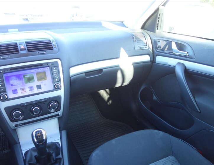 Škoda Octavia 19