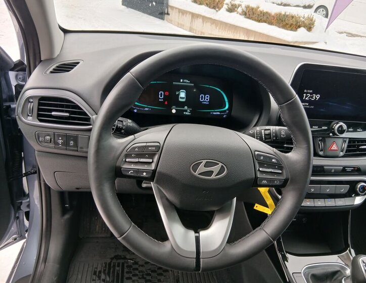 Hyundai i30 16