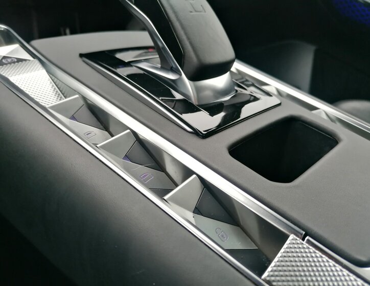 DS Automobiles DS7 Crossback 20