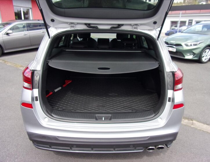 Hyundai i30 Hatchback 1,6 l 100 kw