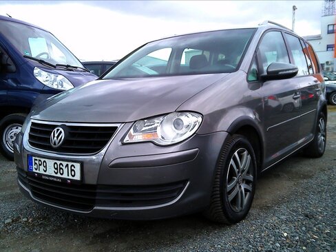 Volkswagen Touran Kombi 2,0 l 103 kw