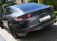 Porsche Panamera 19