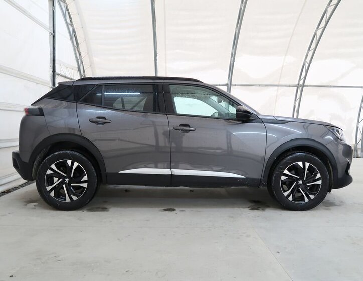 Peugeot 2008 SUV 1,2 l 96 kw