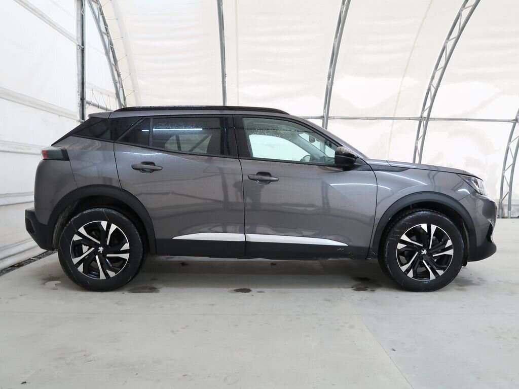Peugeot 2008 SUV 1,2 l 96 kw