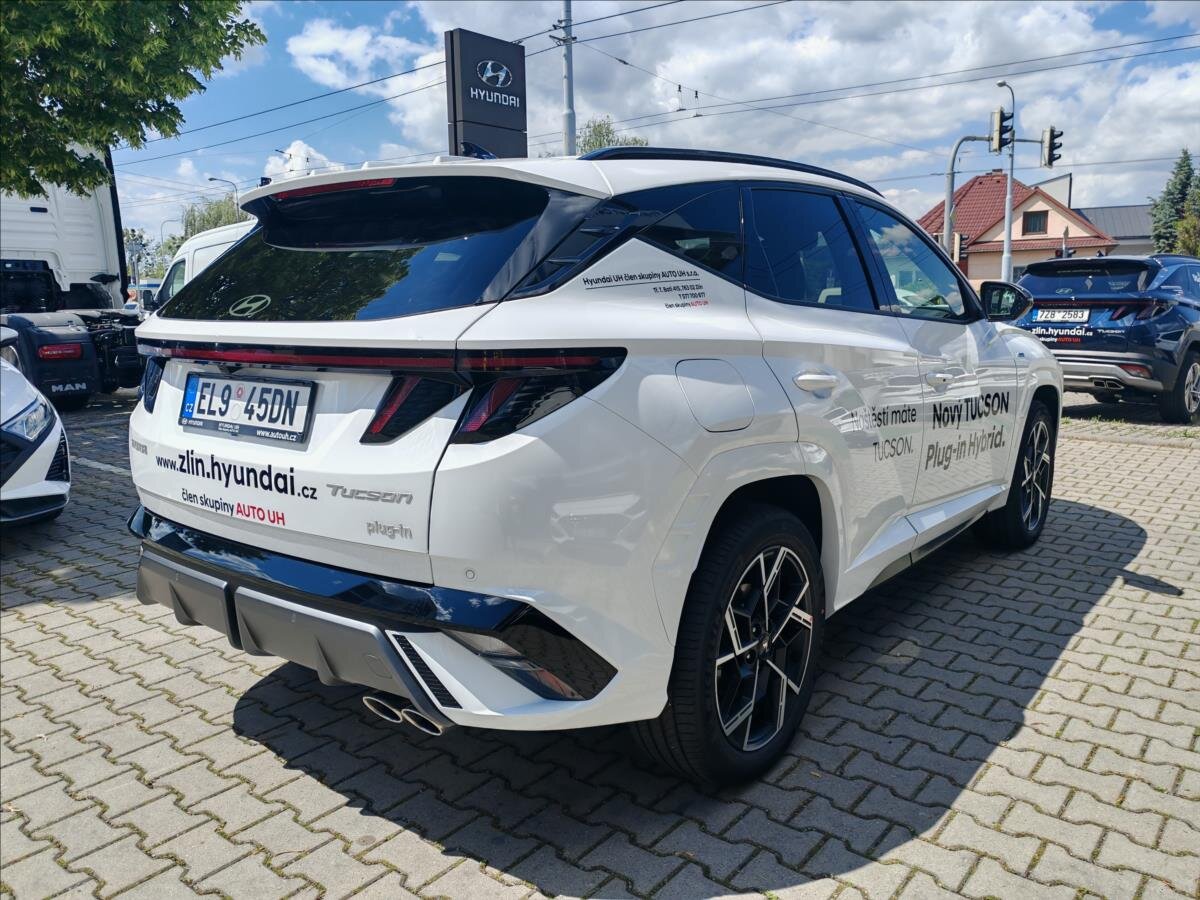 Hyundai Tucson SUV / Terénní 1,6 l 185 kw