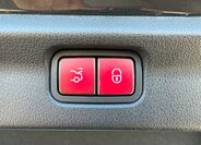 Mercedes-Benz EQE 33