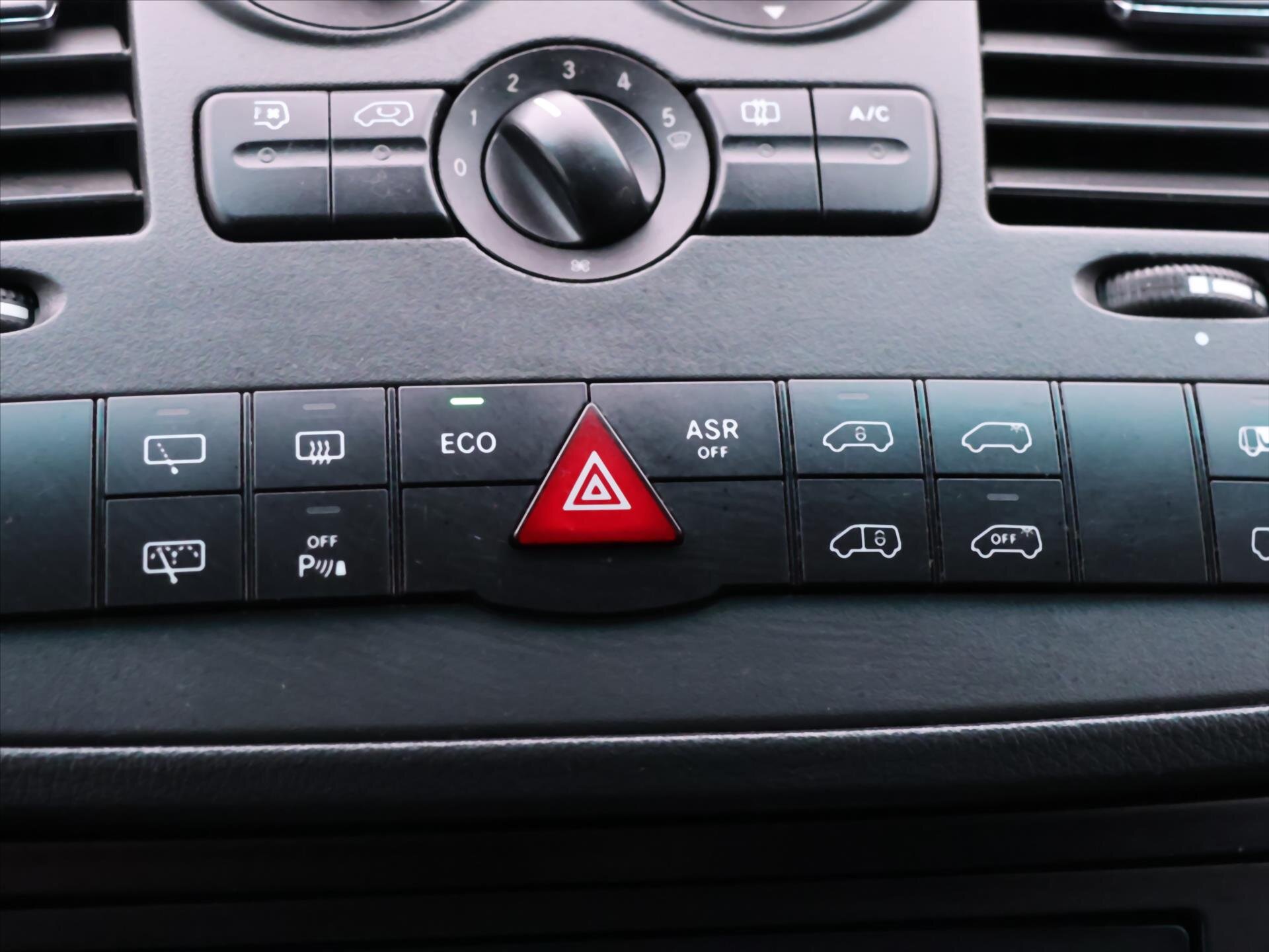 Mercedes-Benz Vito VAN / Minibus 2,1 l 100 kw