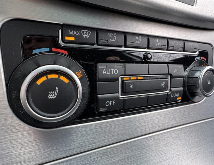 Volkswagen Passat Kombi 2,0 l 103 kw