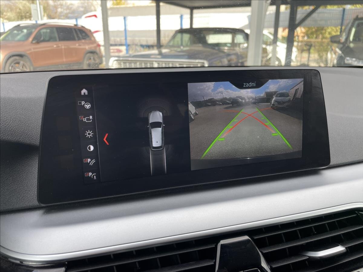 BMW Řada 5 Kombi 2,0 l 140 kw