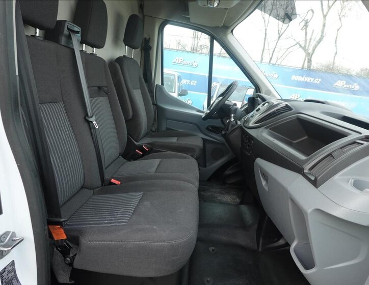 Ford Transit Ostatní 2,0 l 96 kw