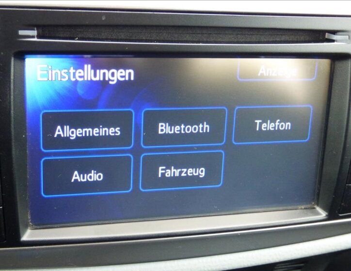 Toyota Yaris Hatchback 1,5 l 55 kw