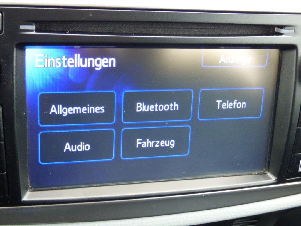 Toyota Yaris Hatchback 1,5 l 55 kw