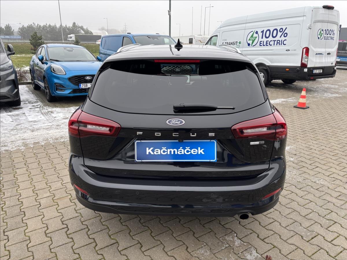 Ford Focus Kombi 999,0 92 kw
