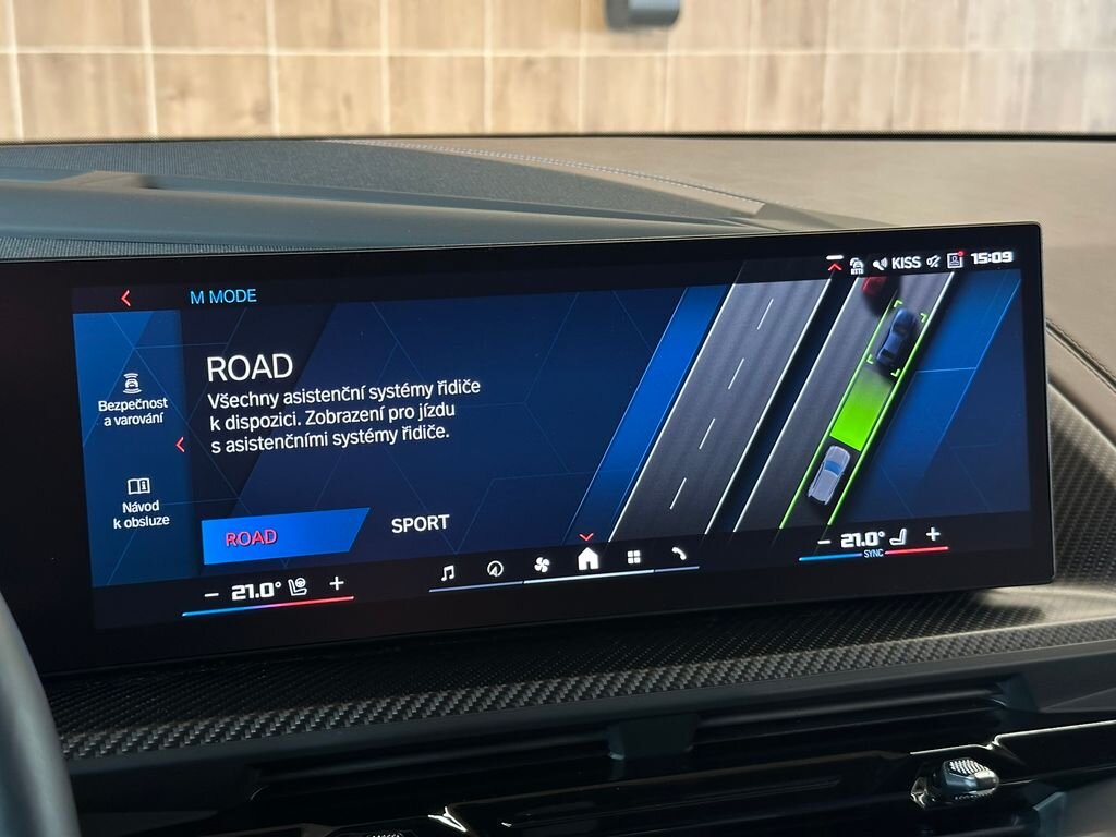 BMW XM SUV / Terénní 4,4 l 480 kw