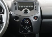 Toyota Aygo Hatchback 998,0 53 kw