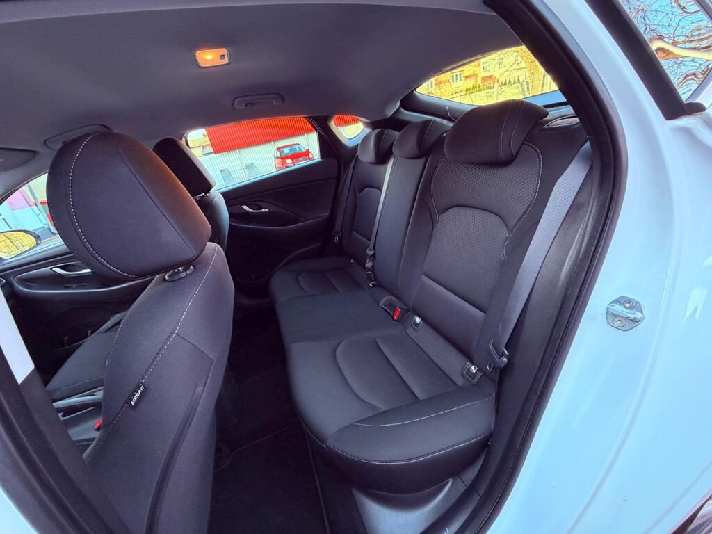 Hyundai i30 Hatchback 1,4 l 103 kw