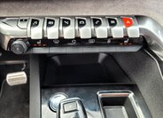 Peugeot 3008 SUV / Terénní 1,6 l 165 kw