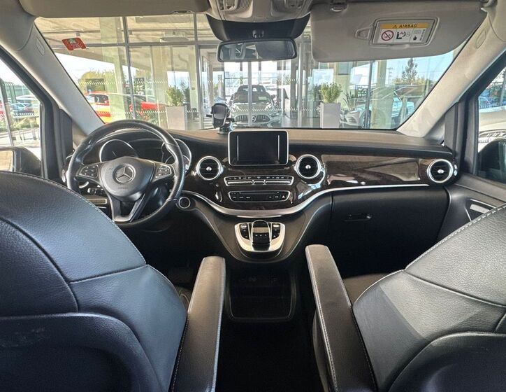 Mercedes-Benz Třídy V 12