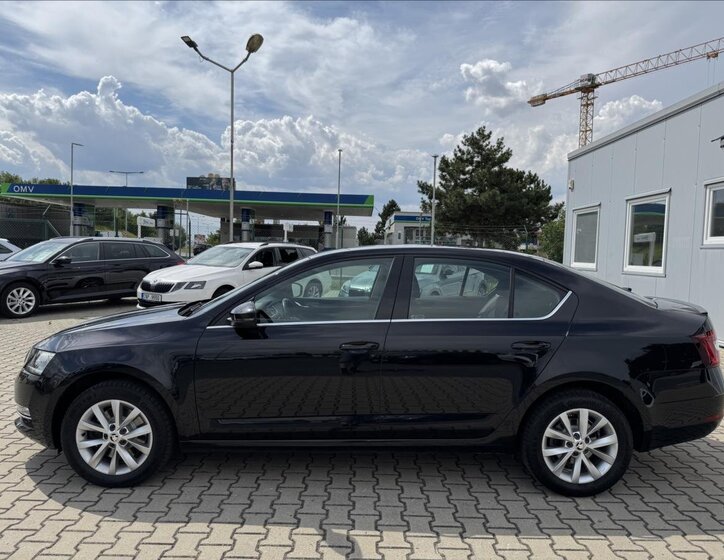 Škoda Octavia Liftback 1,8 l 132 kw