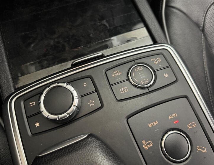 Mercedes-Benz GL SUV / Terénní 3,0 l 190 kw