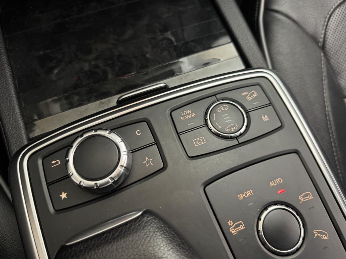 Mercedes-Benz GL SUV / Terénní 3,0 l 190 kw
