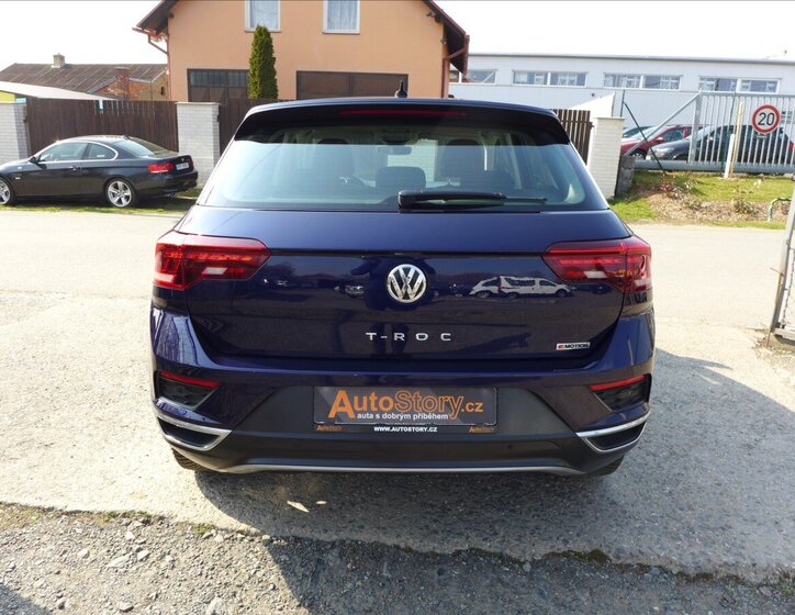 Volkswagen T-Roc SUV / Terénní 2,0 l 110 kw