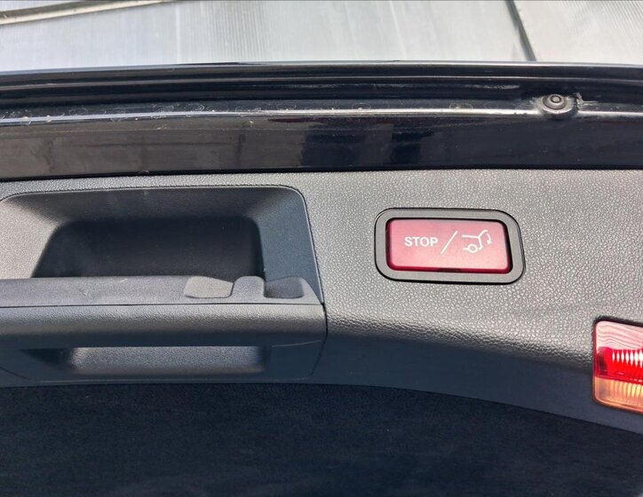 Mercedes-Benz Třídy E Kombi 2,1 l 125 kw